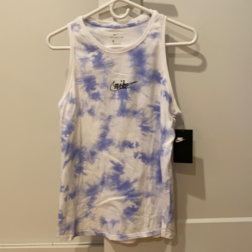 New NIKE tank